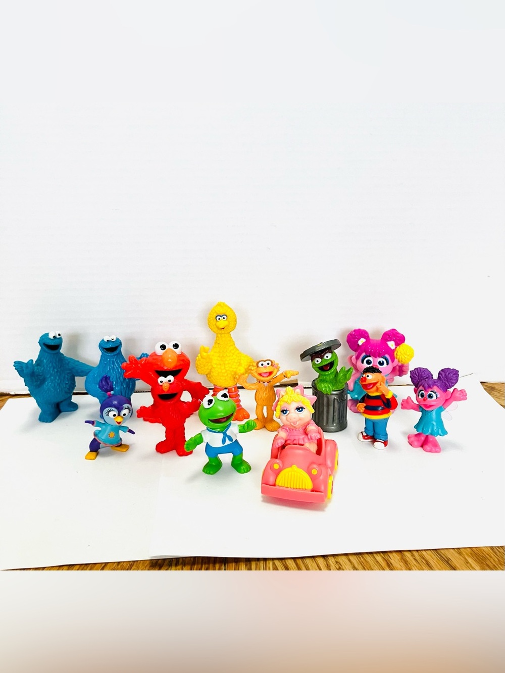 Sesame Street & Muppets Figures Lot(13) Zoe Abby Oscar Elmo & More